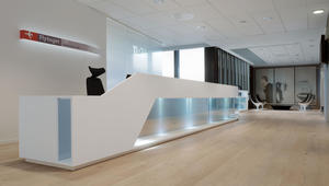 Resepsjonsområde for Flytoget - et felles hjem