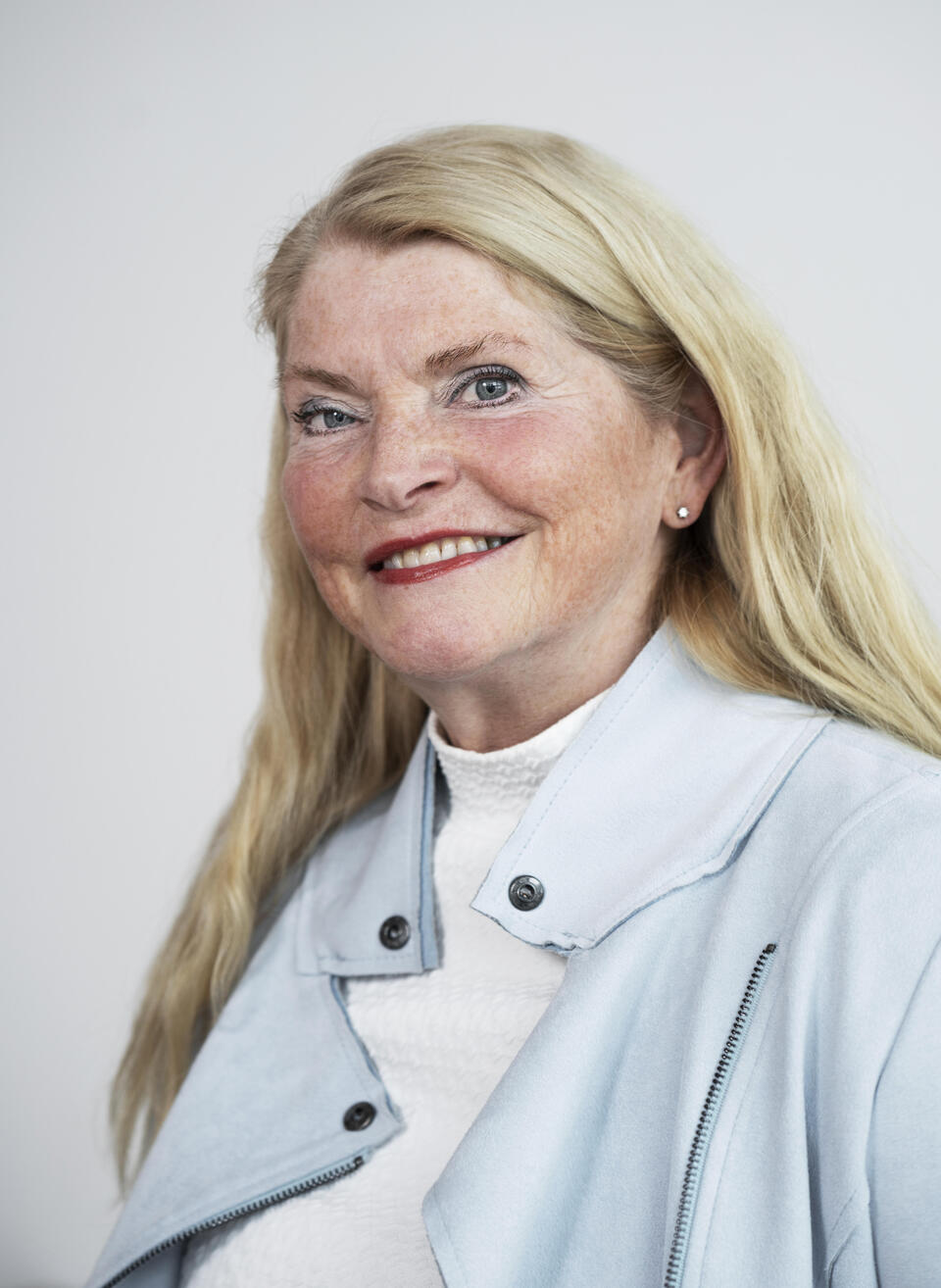 Hvordan løfte norske designere, norsk design og norsk designindustri? Flere møbeldesignere må kunne leve av faget sitt!