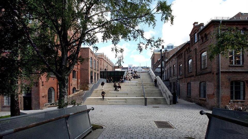 KHiO utlyser 50 % stilling som førsteamanuensis/høgskolelektor i møbeldesign/objekt til avdeling Design. Søknadsfrist 6. desember 2020.