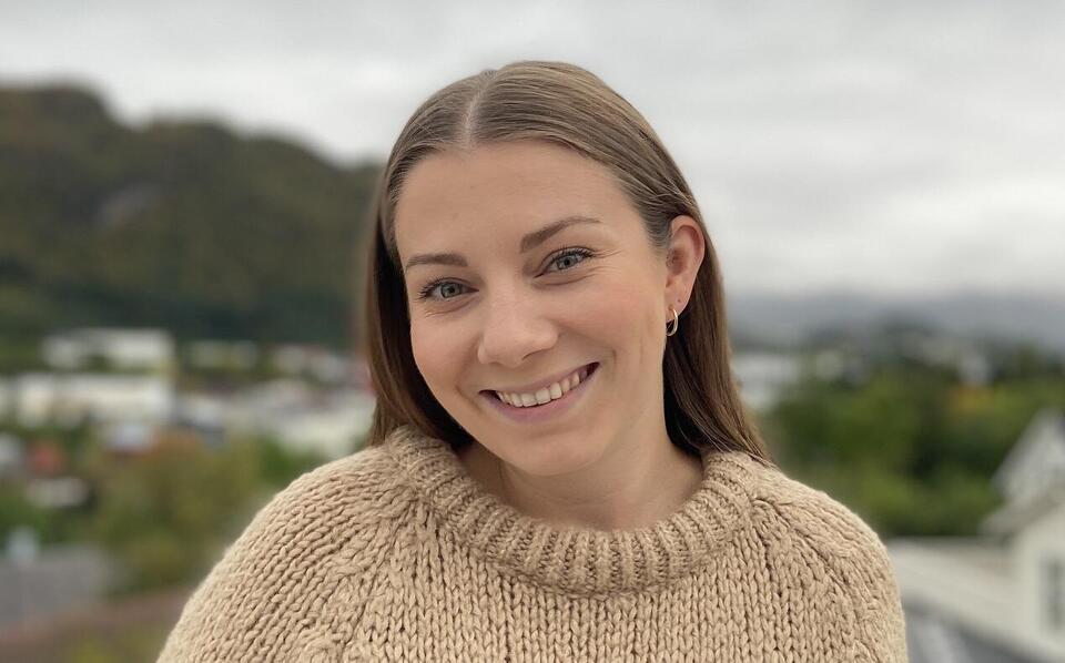 Anne Alnæs’ studentpris 2020 ble vunnet av Karoline Skytterholm Gullaksen fra KMD ved UiB