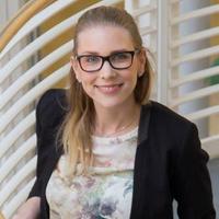 Yvonne  Lindahl Czapka